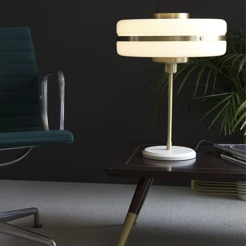 Bert Frank Masina Table Lamp в интерьере
