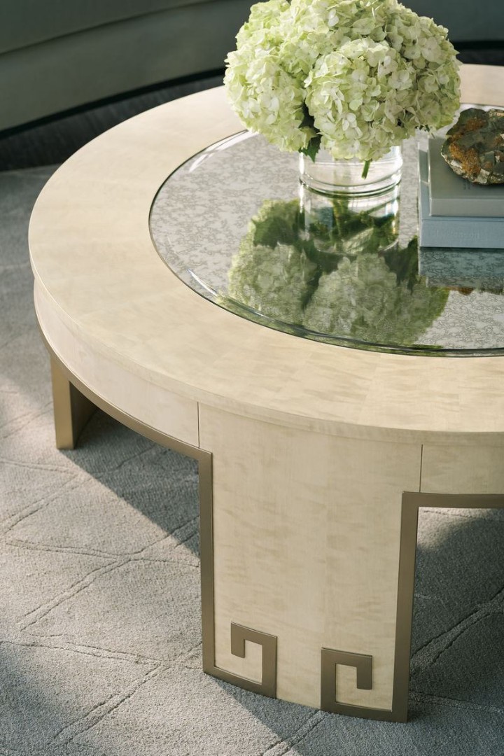 Caracole Key To Success Coffee Table в интерьере
