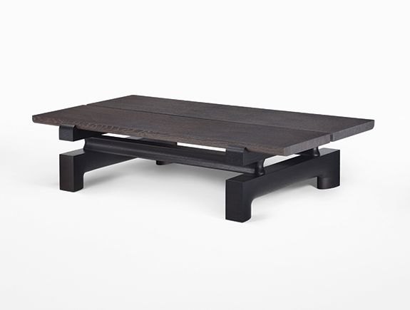 Holly Hunt Laredo Coffee Table в интерьере