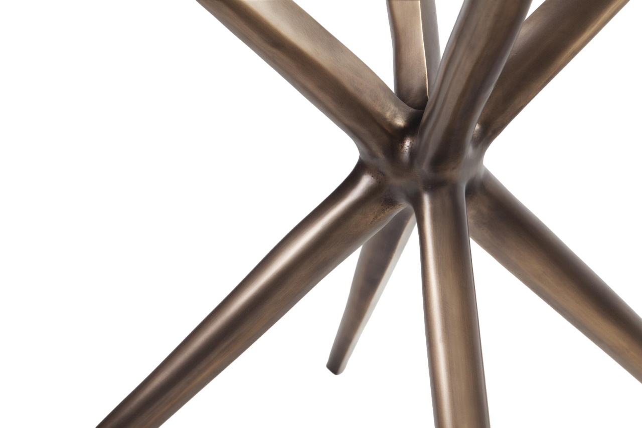 Holly Hunt Etoile Dining Table в интерьере