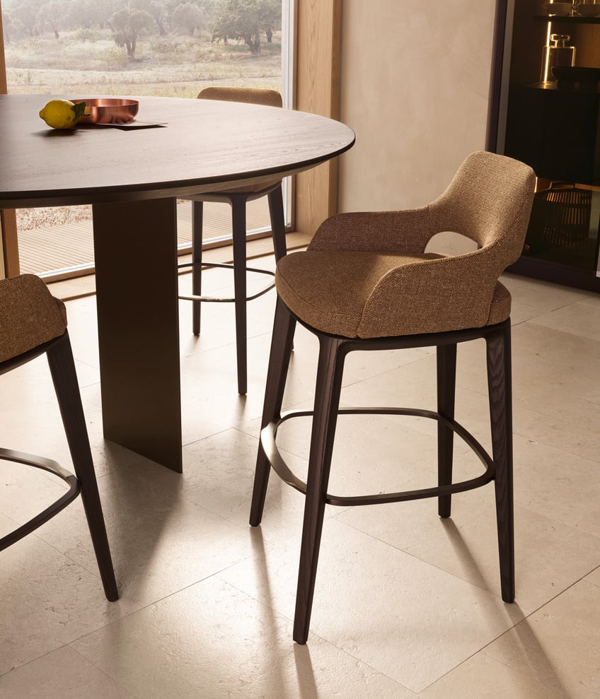 Poliform Sophie Lite bar stool в интерьере
