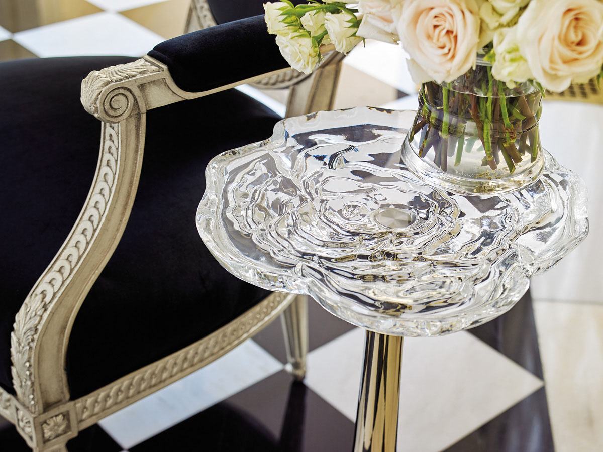 Caracole The Inbloom Corner Table в интерьере