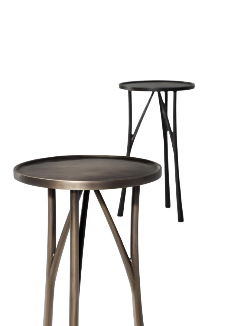 Holly Hunt Juniper Corner Table в интерьере