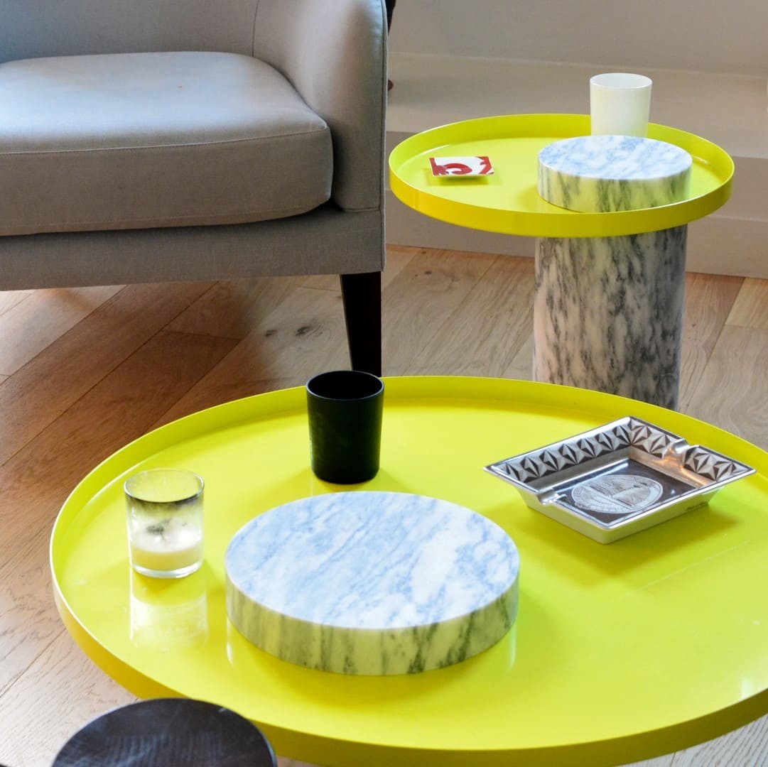 La Chance Salute Corner Table в интерьере