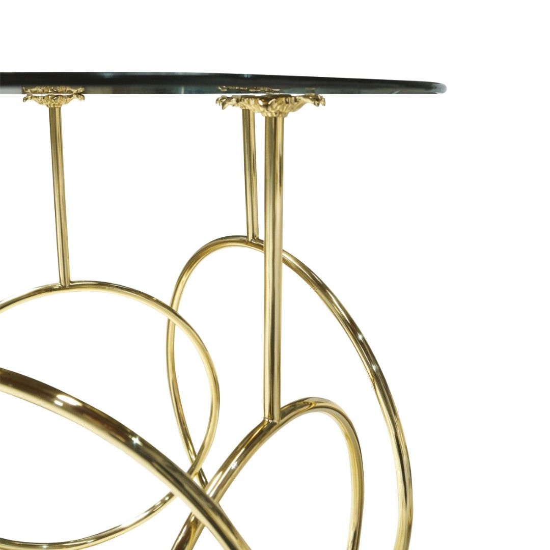 Corner table Koket Kiki в интерьере