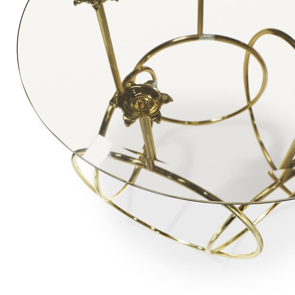 Corner table Koket Kiki в интерьере