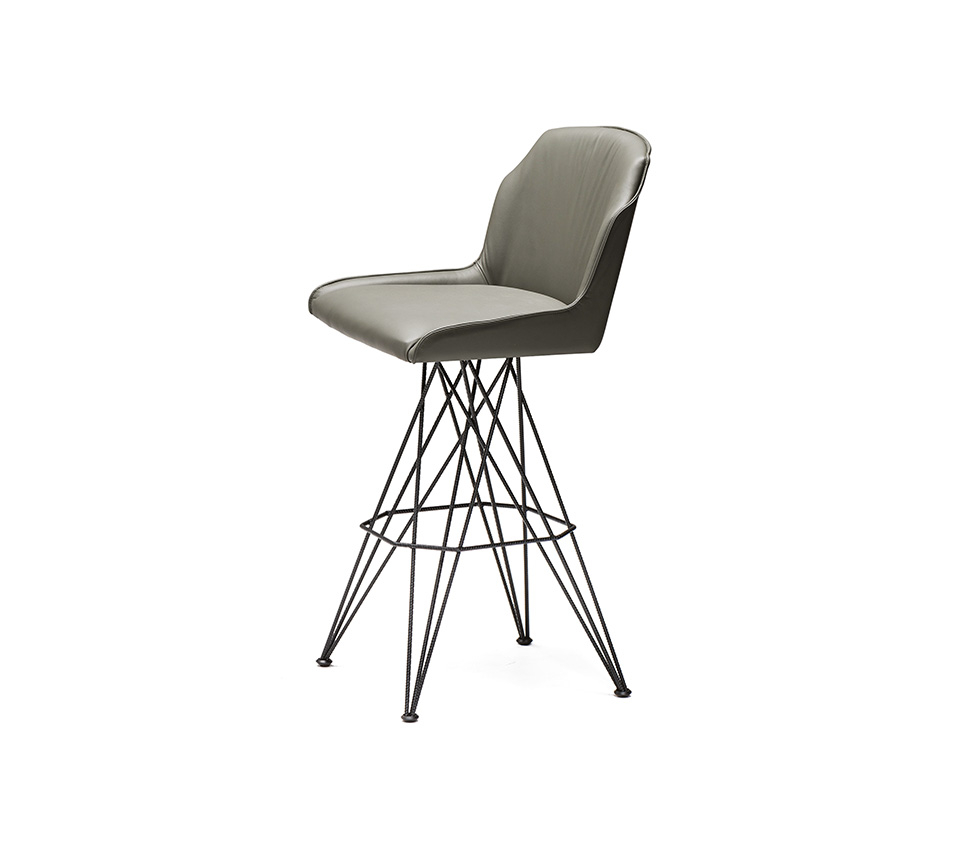 Bar stool CATTELAN ITALIA Flaminio в интерьере