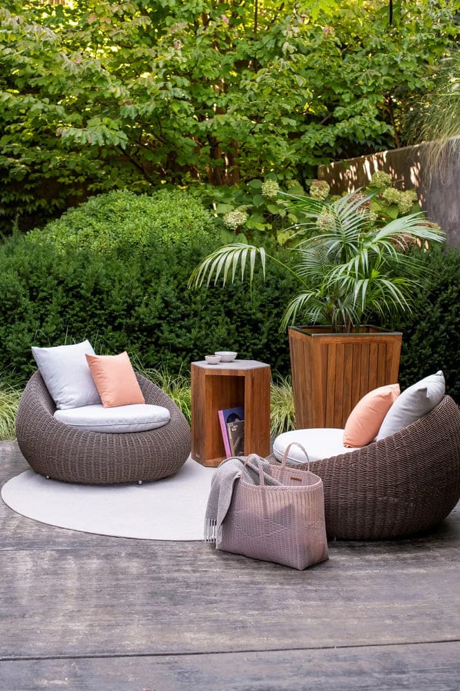 Outdoor corner table Atmosphera Zeta в интерьере