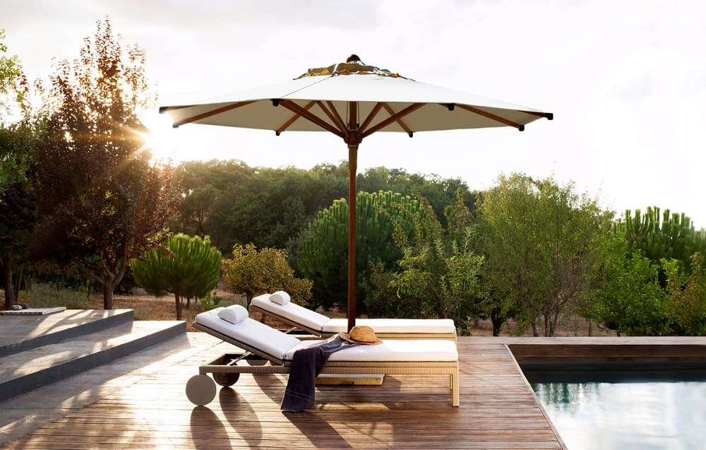 Tribu Eclipse street umbrella в интерьере