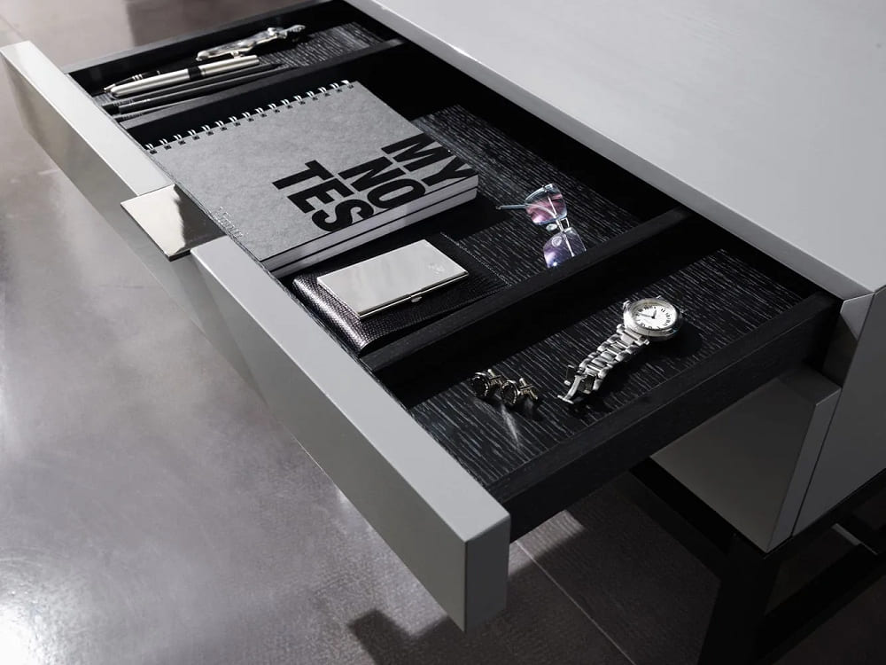 Minotti Harvey bedside cabinet в интерьере