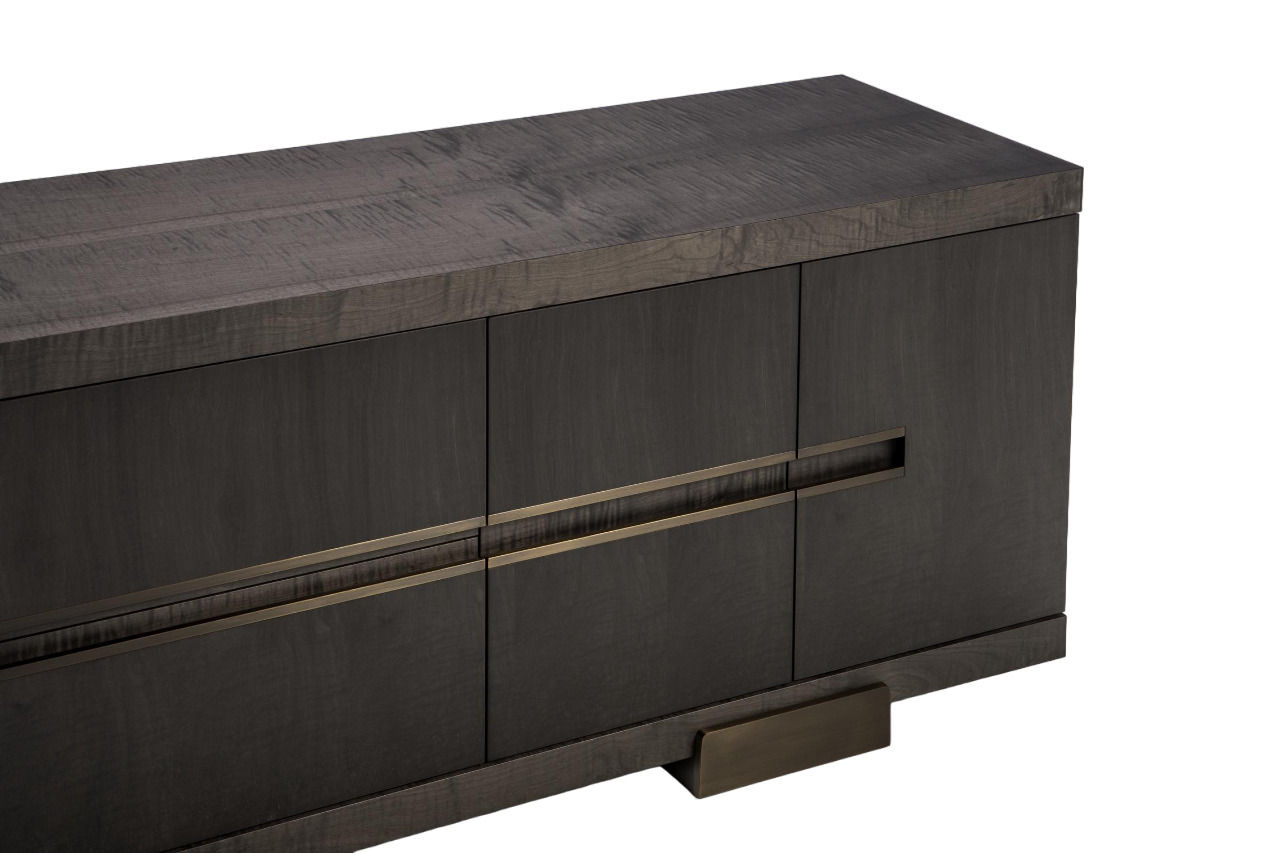 Holly Hunt Borneo TV cabinet в интерьере