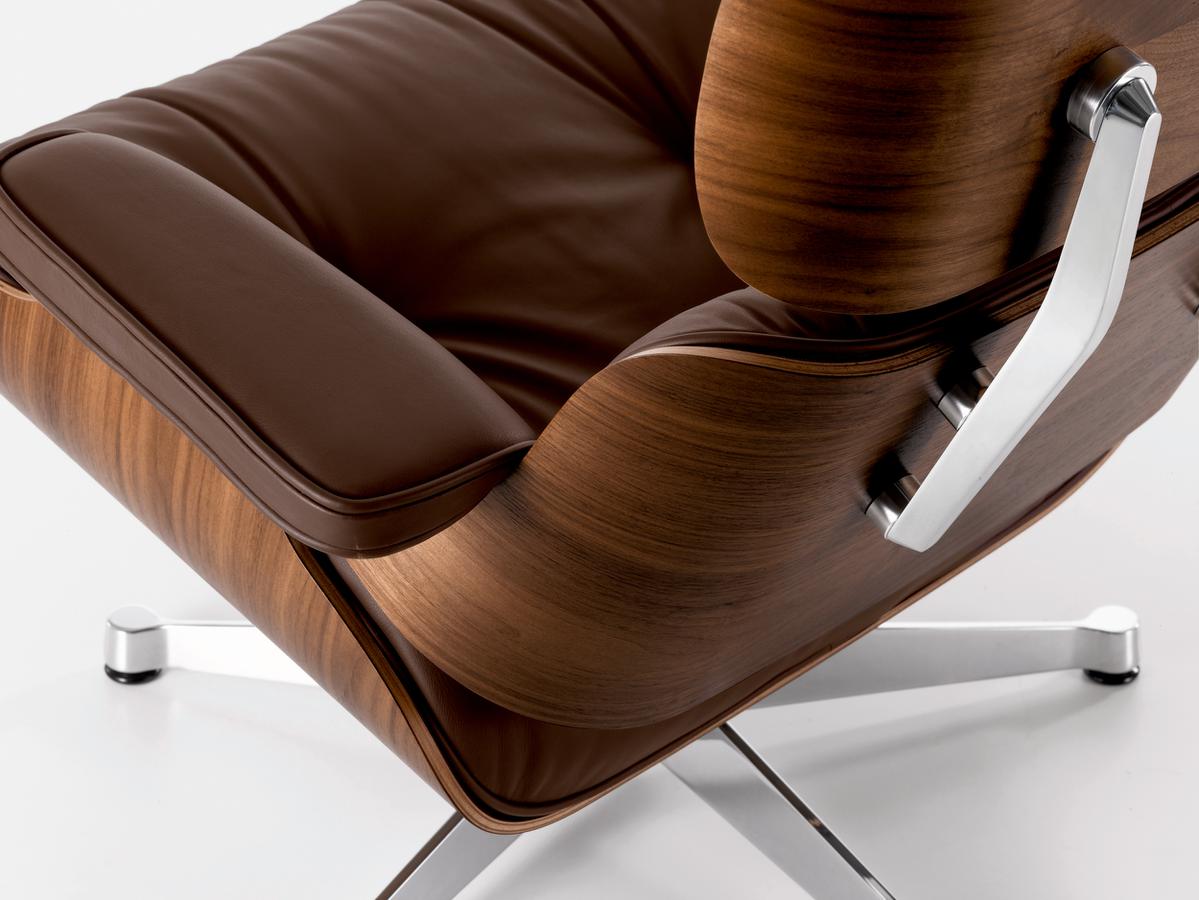 VITRA Eames armchair в интерьере
