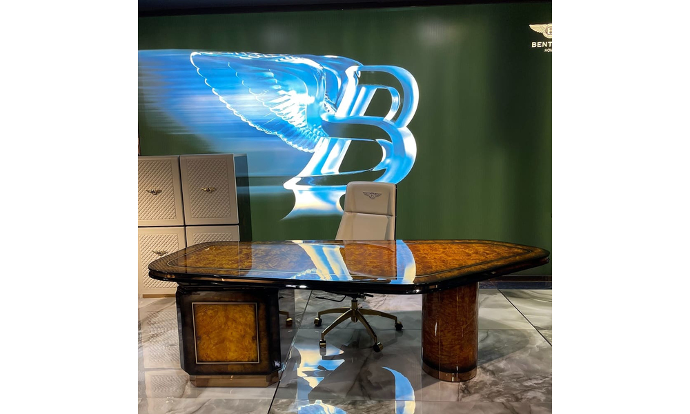 Bentley desk