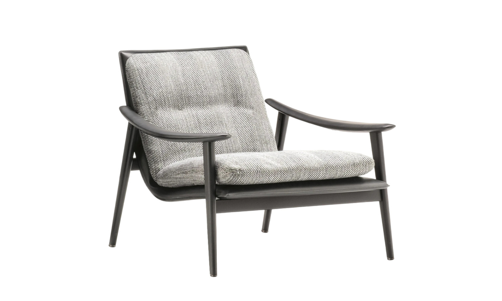 Minotti Fynn Saddle Hide Armchair