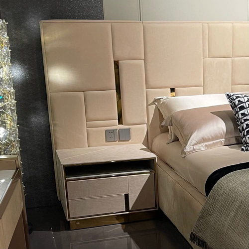 Visionnaire bedside table