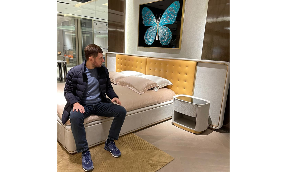 Visionnaire Bed