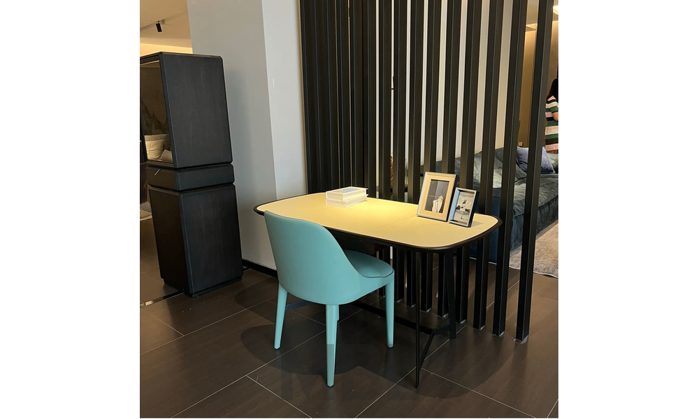 Toilet table Minotti 1400