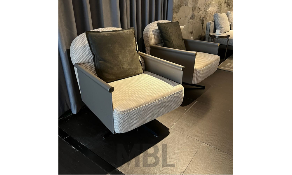 Minotti armchair