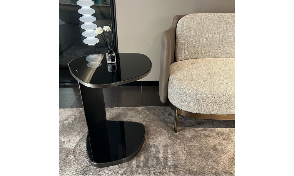Corner table Minotti