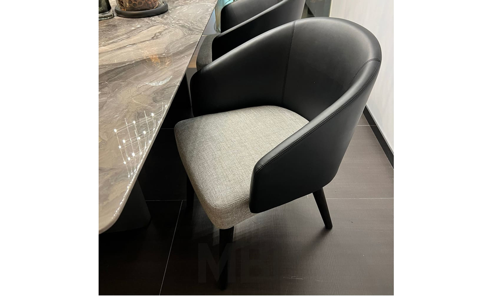 Minotti Chair