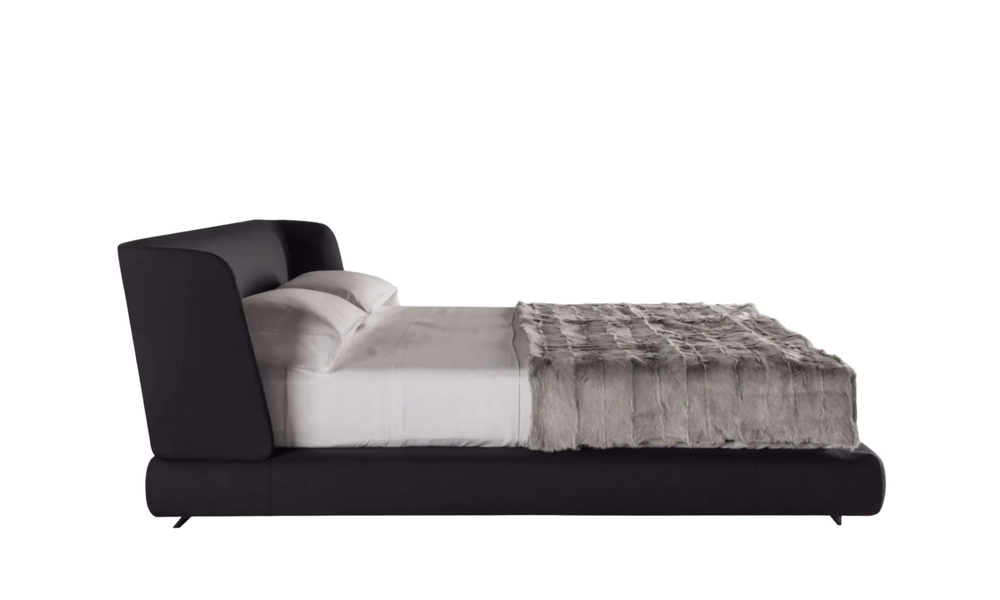 Minotti Reeves Bed