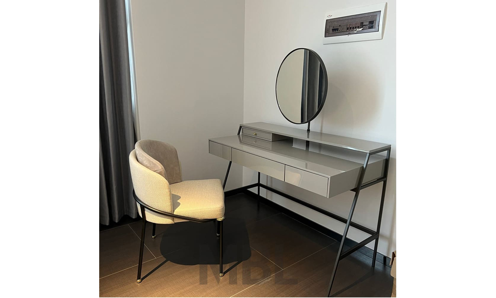 Toilet table Minotti