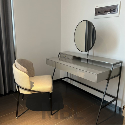 Toilet table Minotti