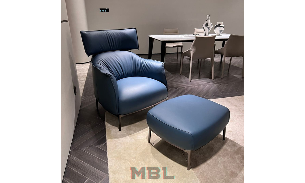 Armchair Poltrona Frau 910x910x1000