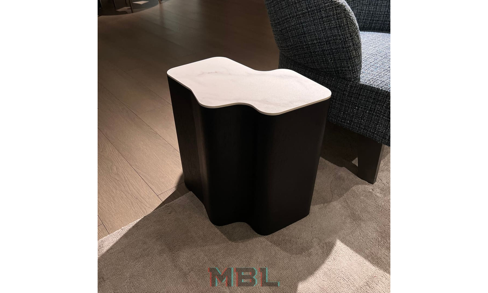 Corner table Minotti 410x330x433