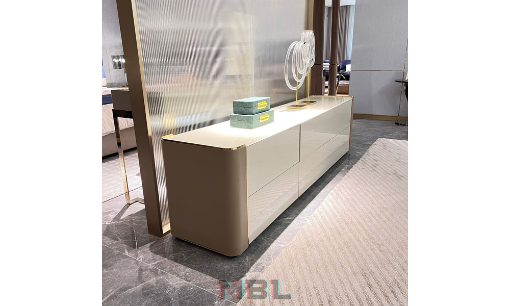 Fendi chest of drawers 2200x470x570