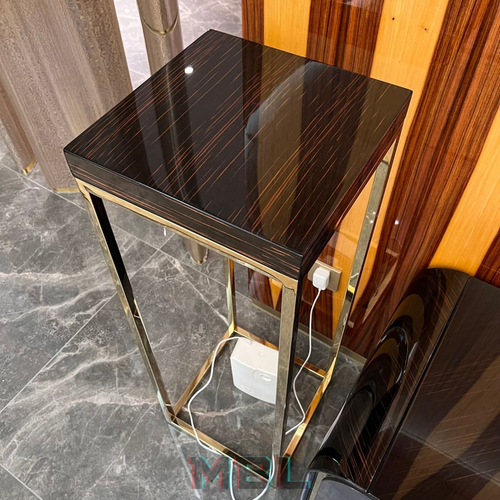 Corner table Fendi 350x350x730