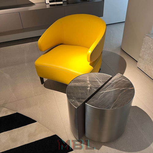 Corner table