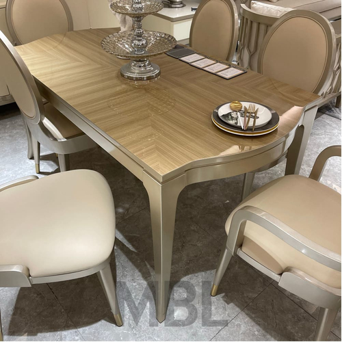 Dining table 1600x840