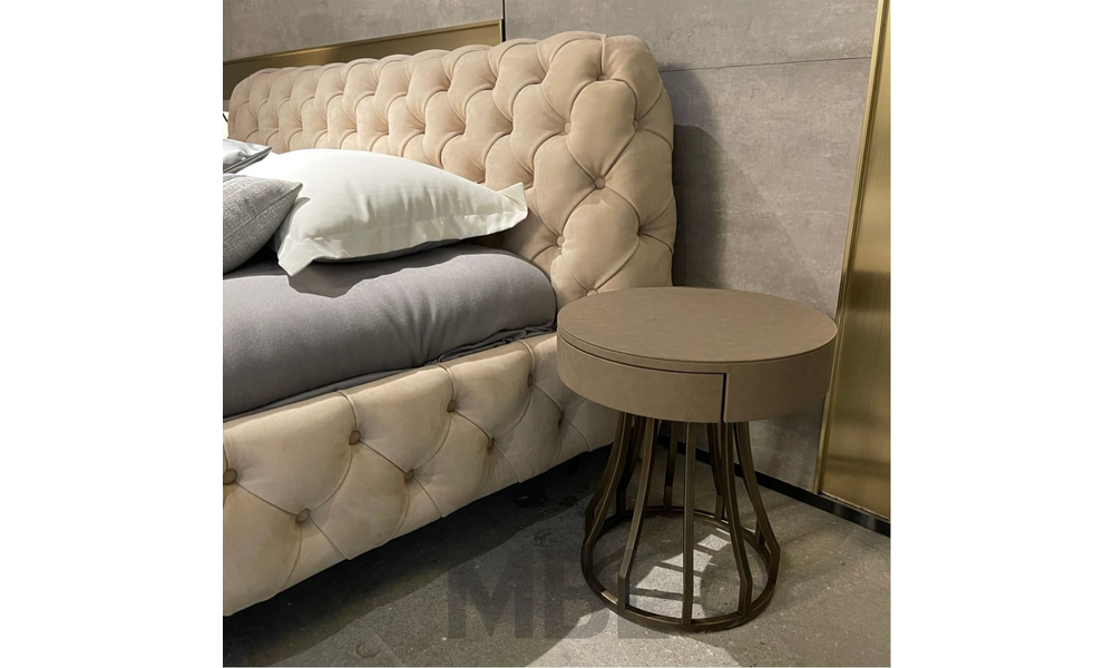 Bedside table 450x460