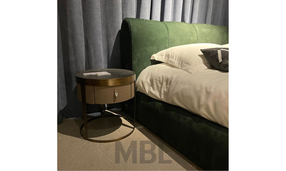 Bedside table 480x500