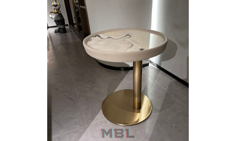 Corner table 500x550
