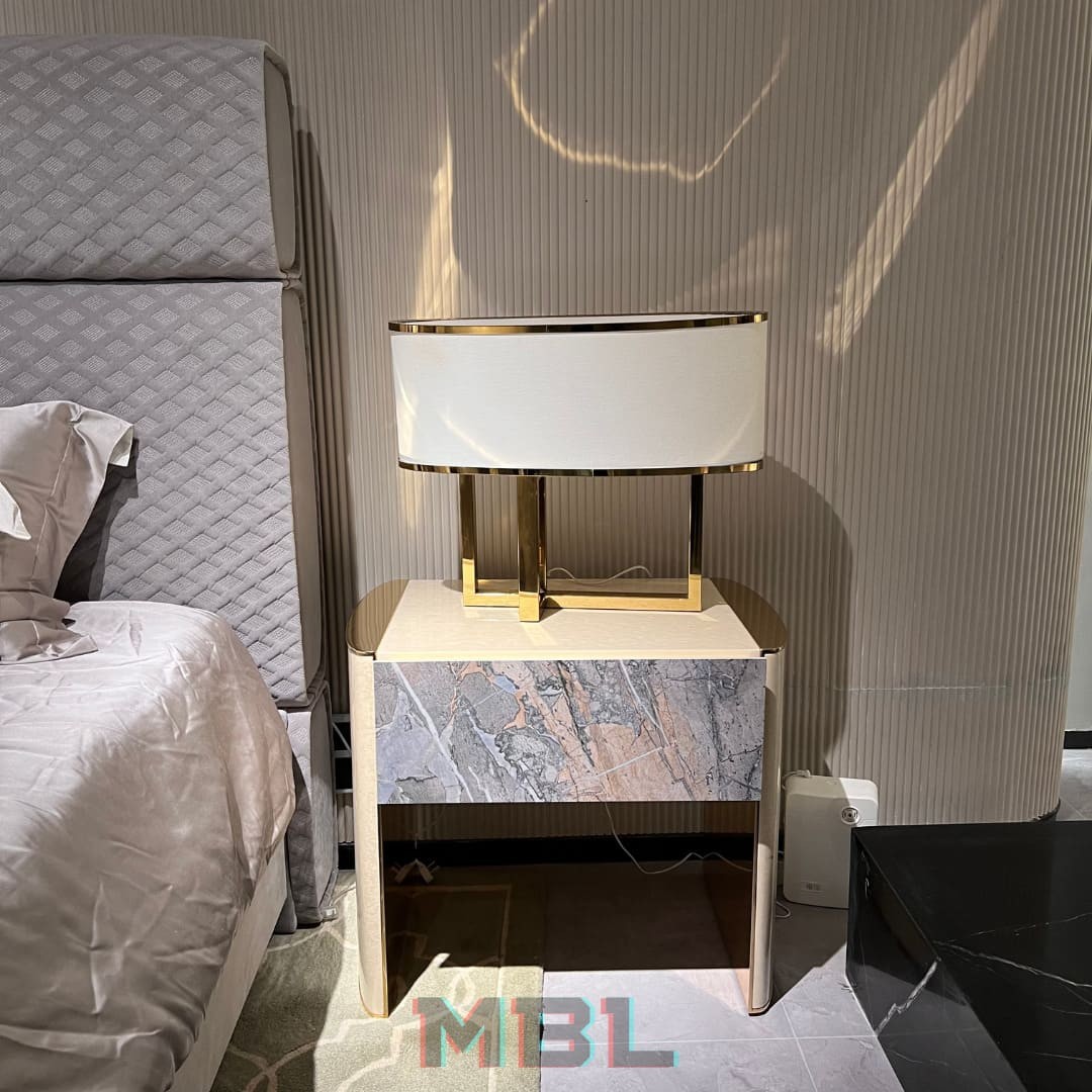 Bedside table CORNELIO CAPPELLINI 650x460x560 в интерьере