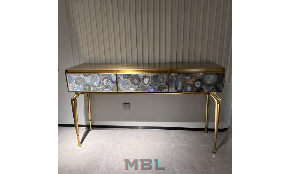 Console 1630x450x978