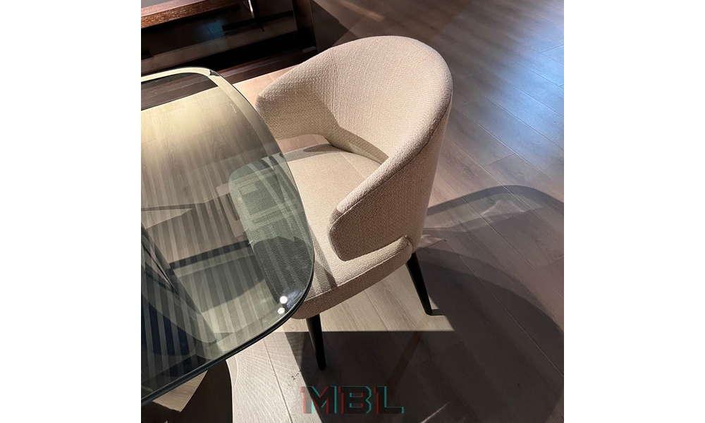 Chair Minotti