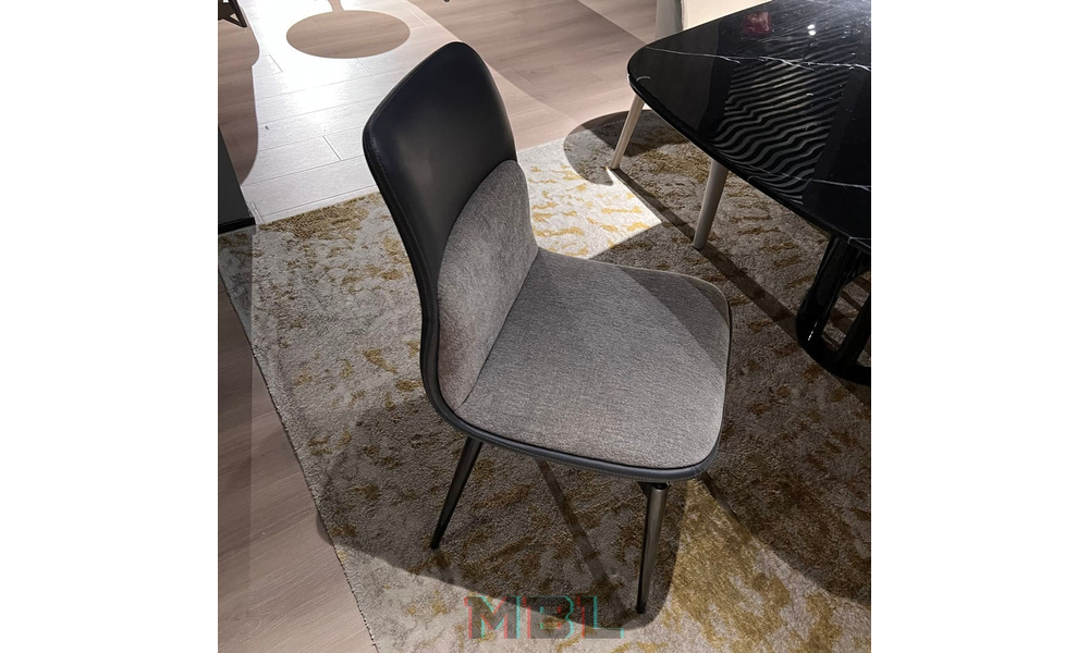 Minotti Chair