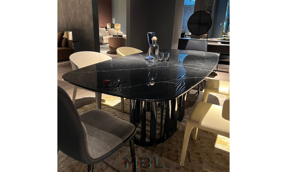 Dining table Minotti
