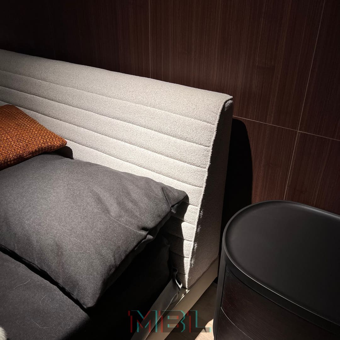 Minotti bedside table в интерьере