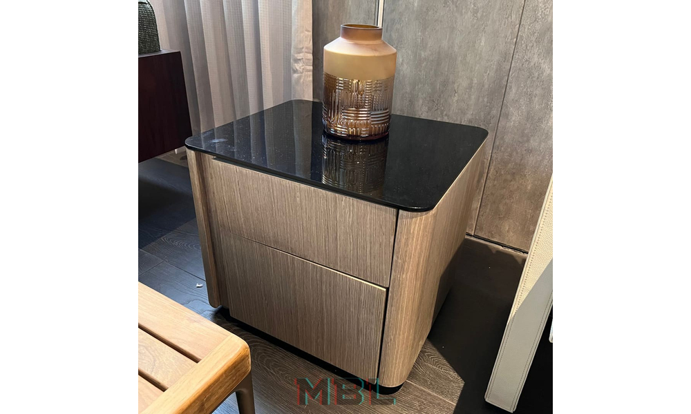 Minotti bedside cabinet