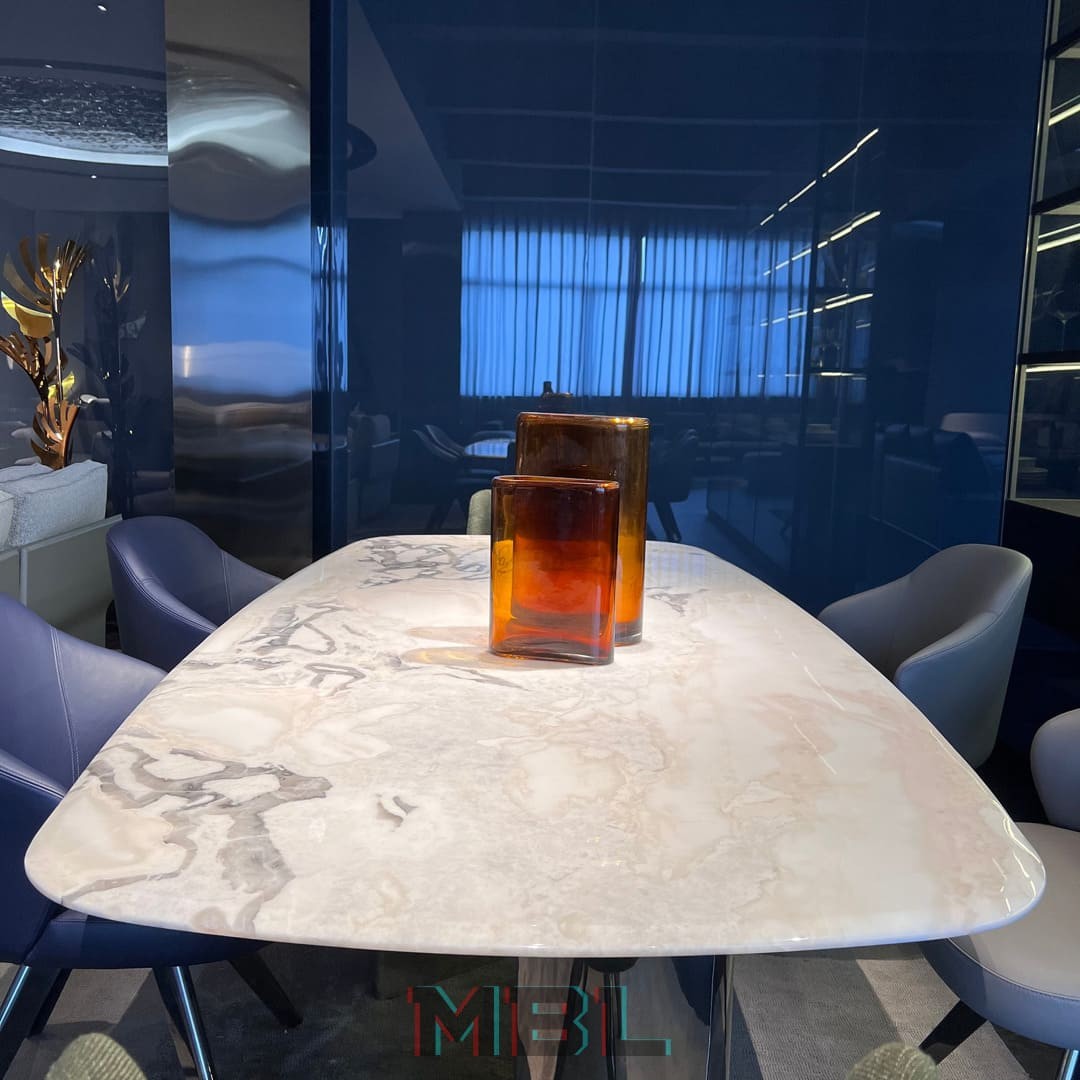 Dining table Minotti 2400 в интерьере