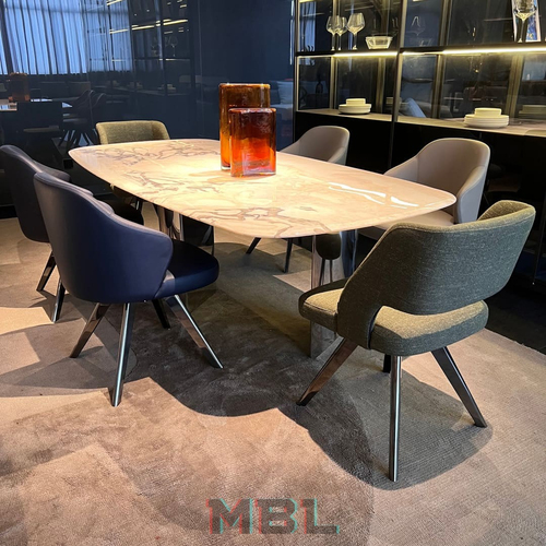 Dining table Minotti 2400