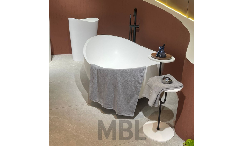 Bath 1800x1100