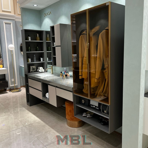 Bathroom cupboard 1800