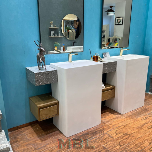 Bathroom cupboard 2200