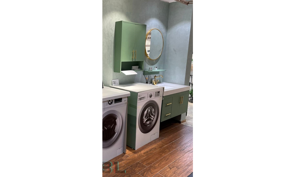 Bathroom cupboard 1600