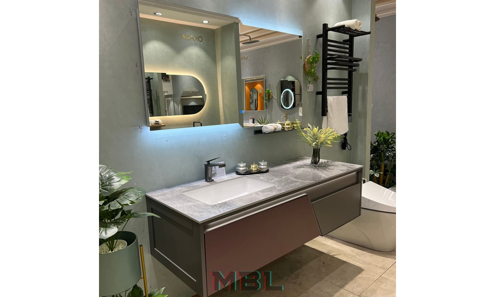 Bathroom cupboard 1500